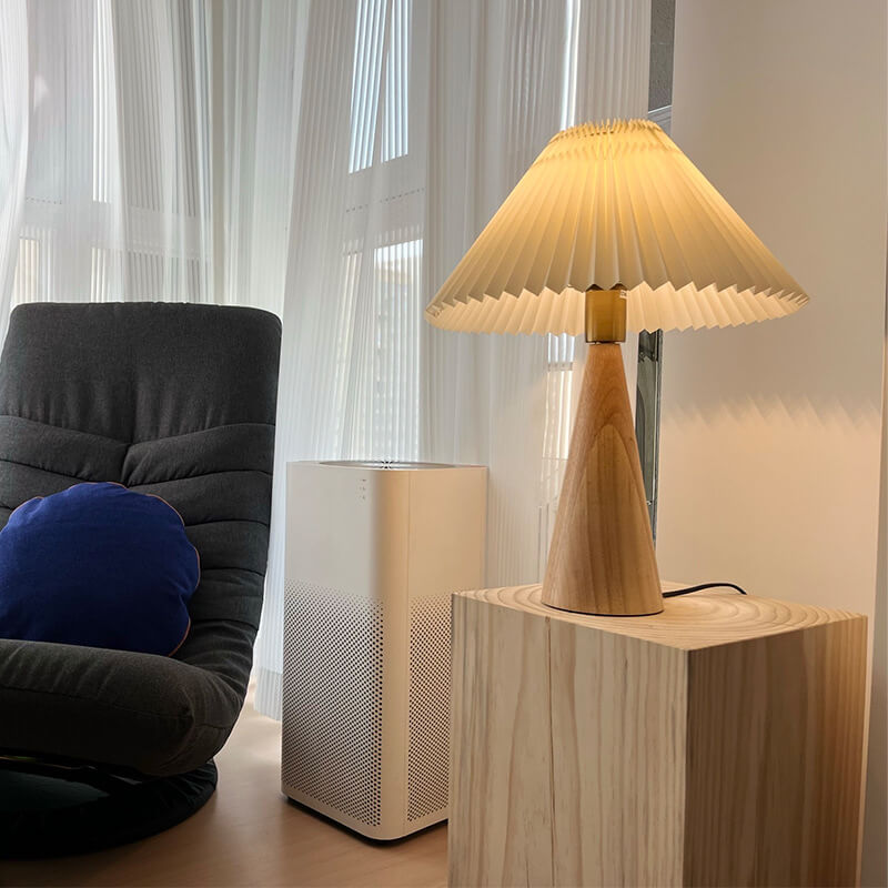 Xavi | Pleated LED Japandi Table Lamp