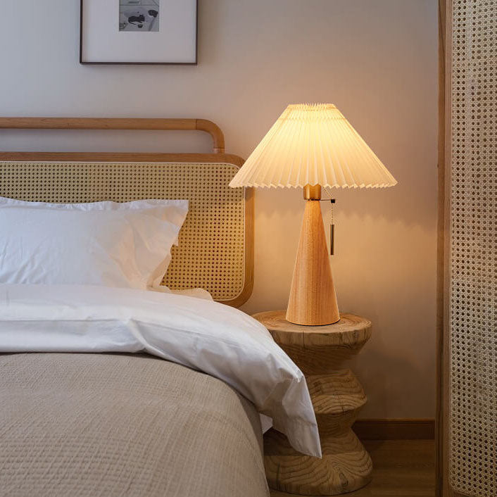 Xavi | Pleated LED Japandi Table Lamp
