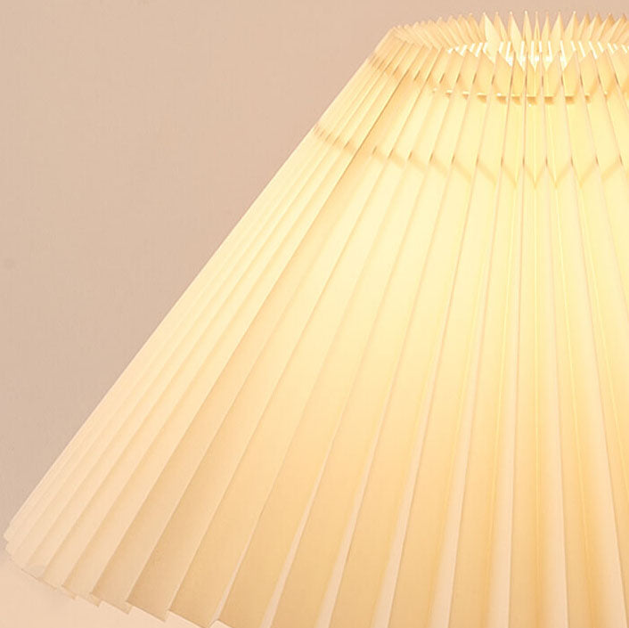 Xavi | Pleated LED Japandi Table Lamp