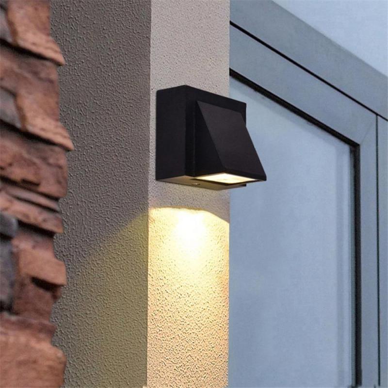 Oliver | Modern Outdoor Wall Lamp – Light Up Your Entryway