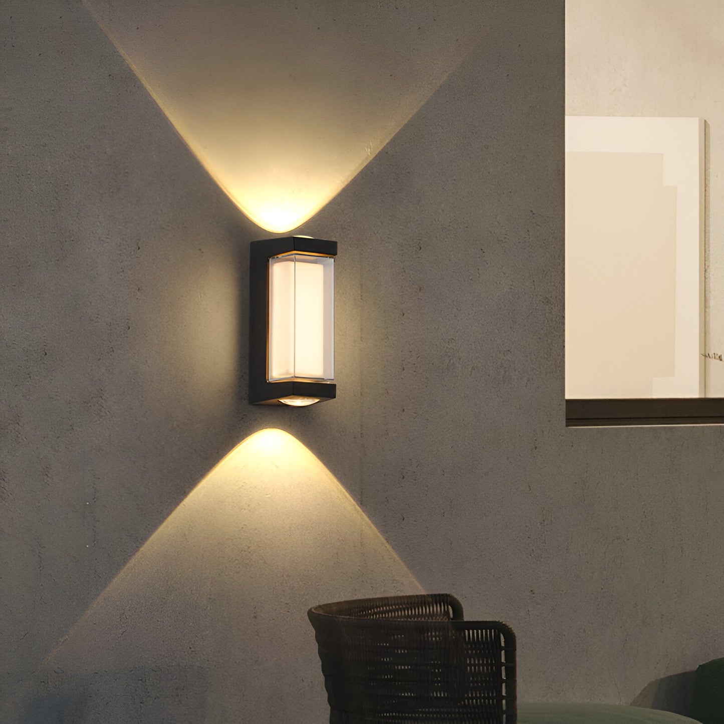 Tristan | Minimalist Outdoor Wall Sconce LED Exterior Light