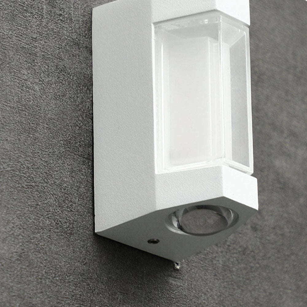 Tristan | Minimalist Outdoor Wall Sconce LED Exterior Light