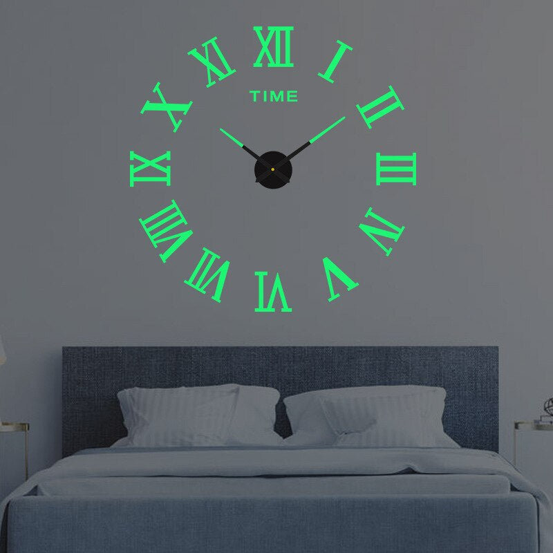 Luna | Large Analog Wall Clock