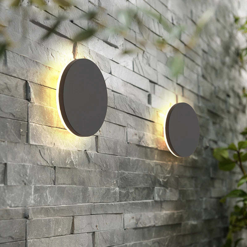 Kira | Outdoor LED Wall Lamp, Black/White, Round/Square