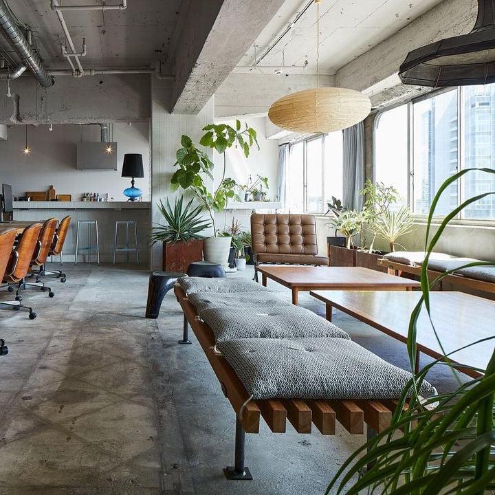 Zephyra | Japanese-Style Handcrafted Pendant Light for Living Room