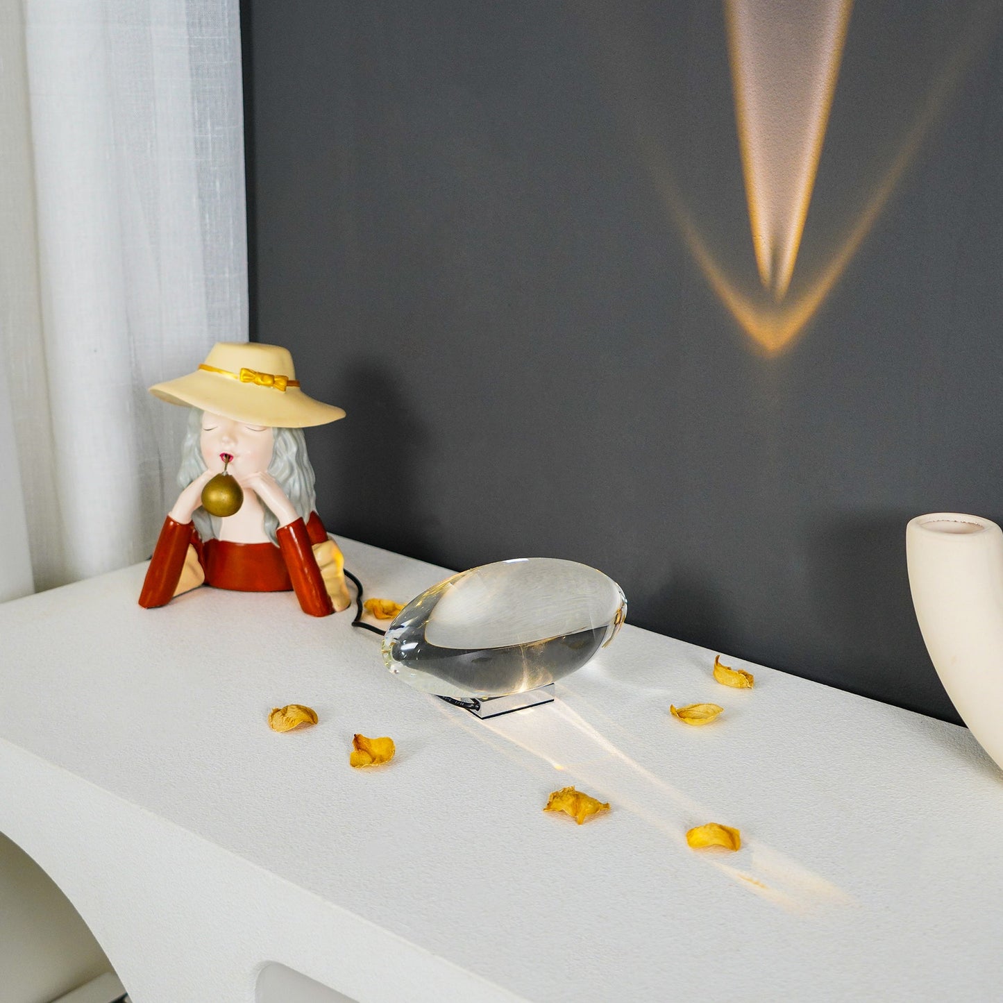 Aura | Ambient LED Table Lamp