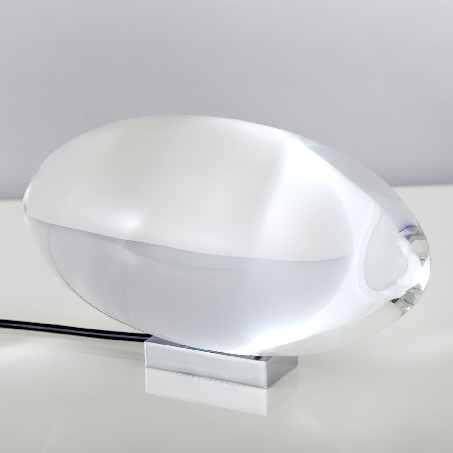 Aura | Ambient LED Table Lamp