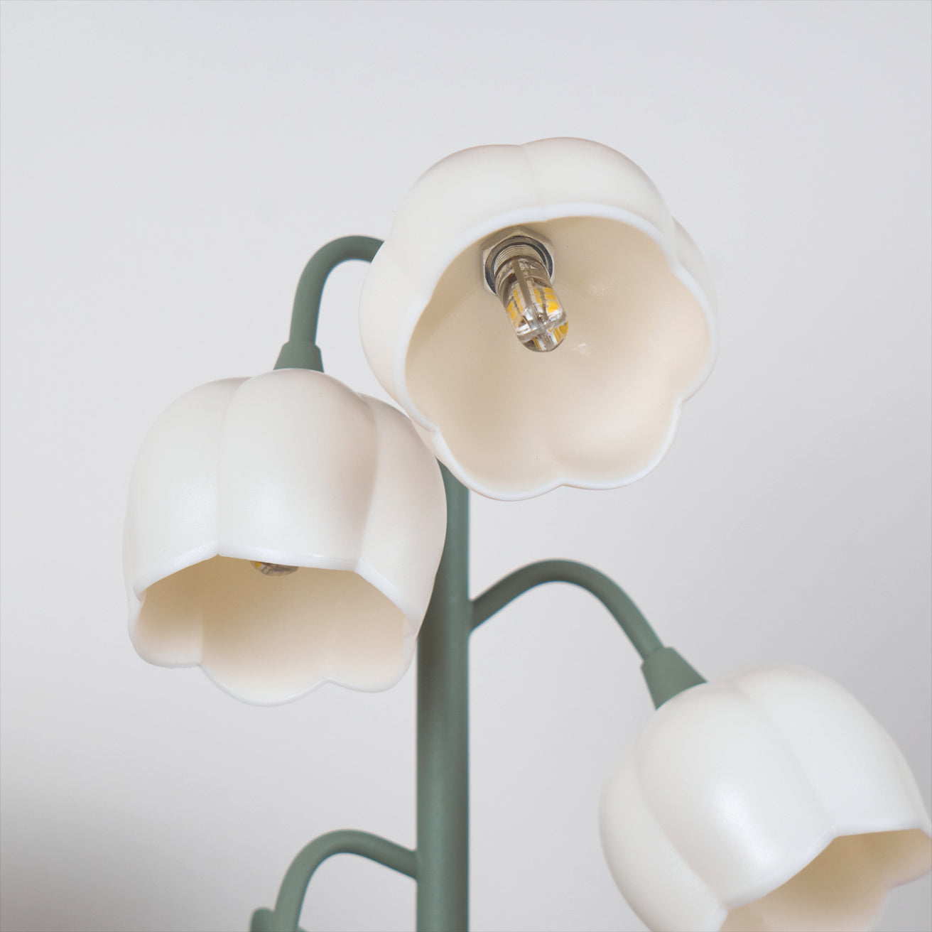 Twinkla | Contemporary Floral Orchid Accent Light for  Bedroom