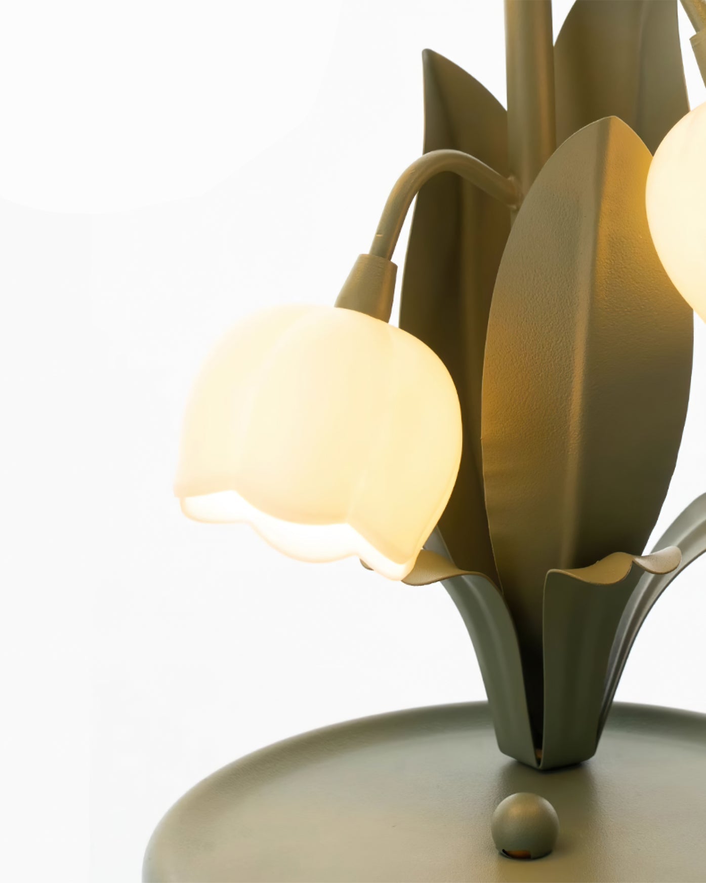 Twinkla | Contemporary Floral Orchid Accent Light for  Bedroom