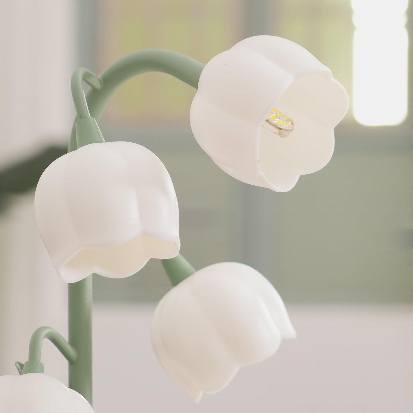 Twinkla | Contemporary Floral Orchid Accent Light for  Bedroom