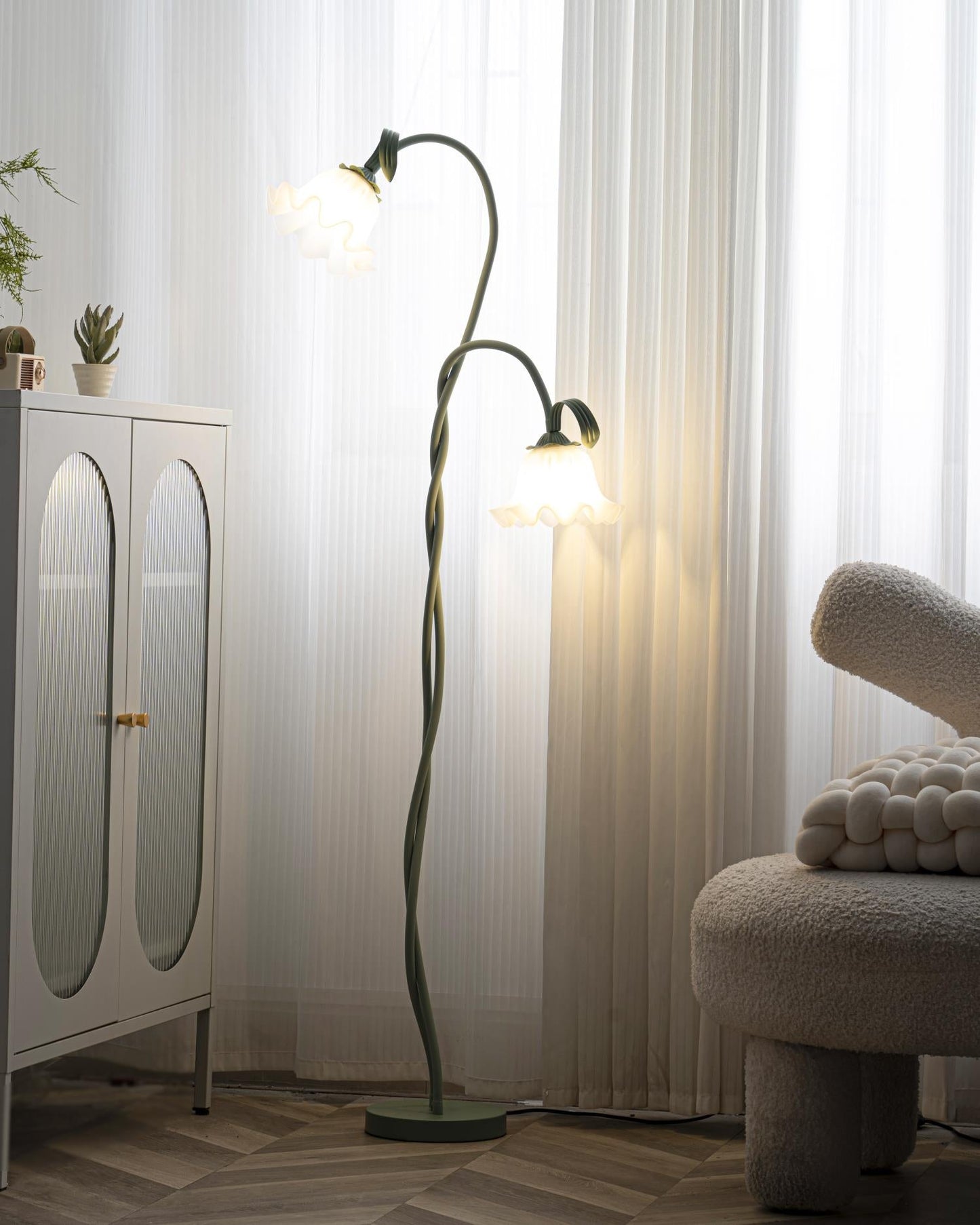 Flower | Floor Lamp Metal Body, Living Room