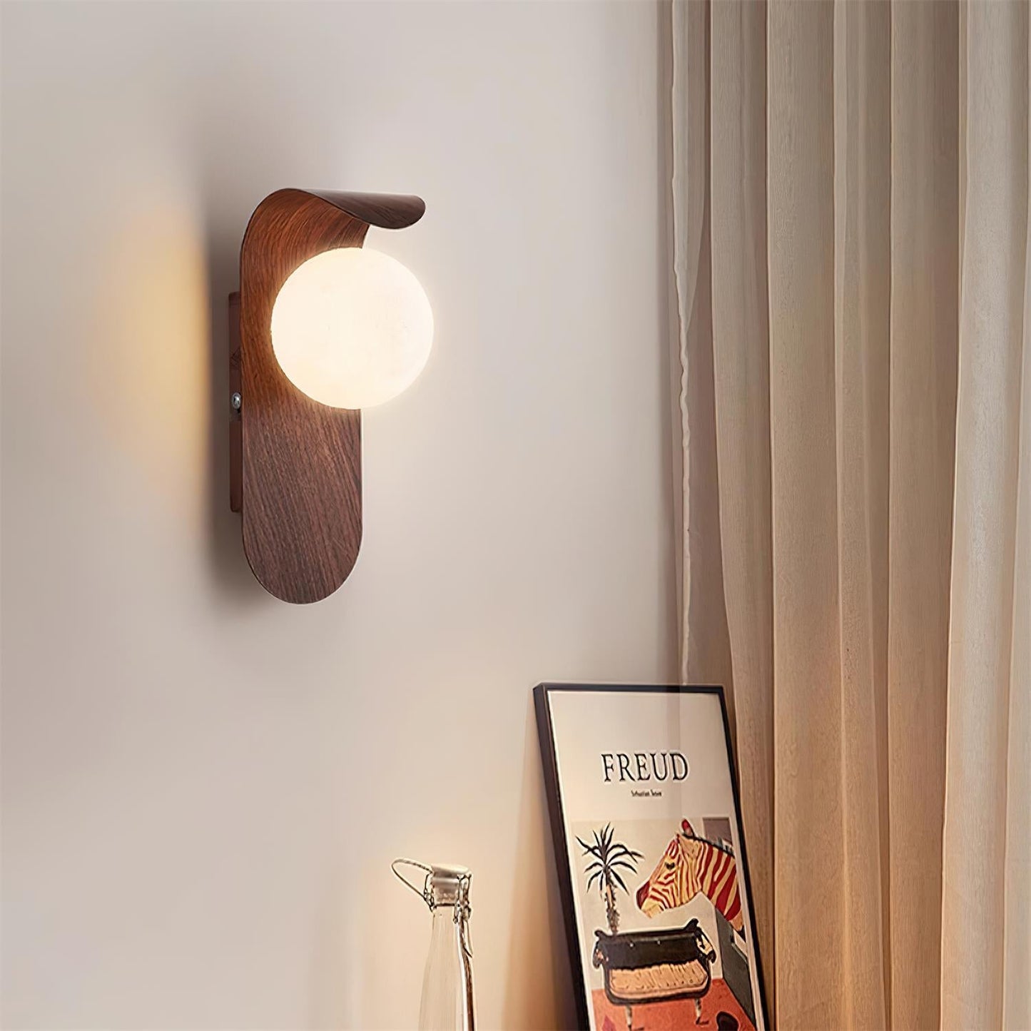 Woody | Modern Wall Lamp, D 5.1″ x W 3.9″ x H 9.8″