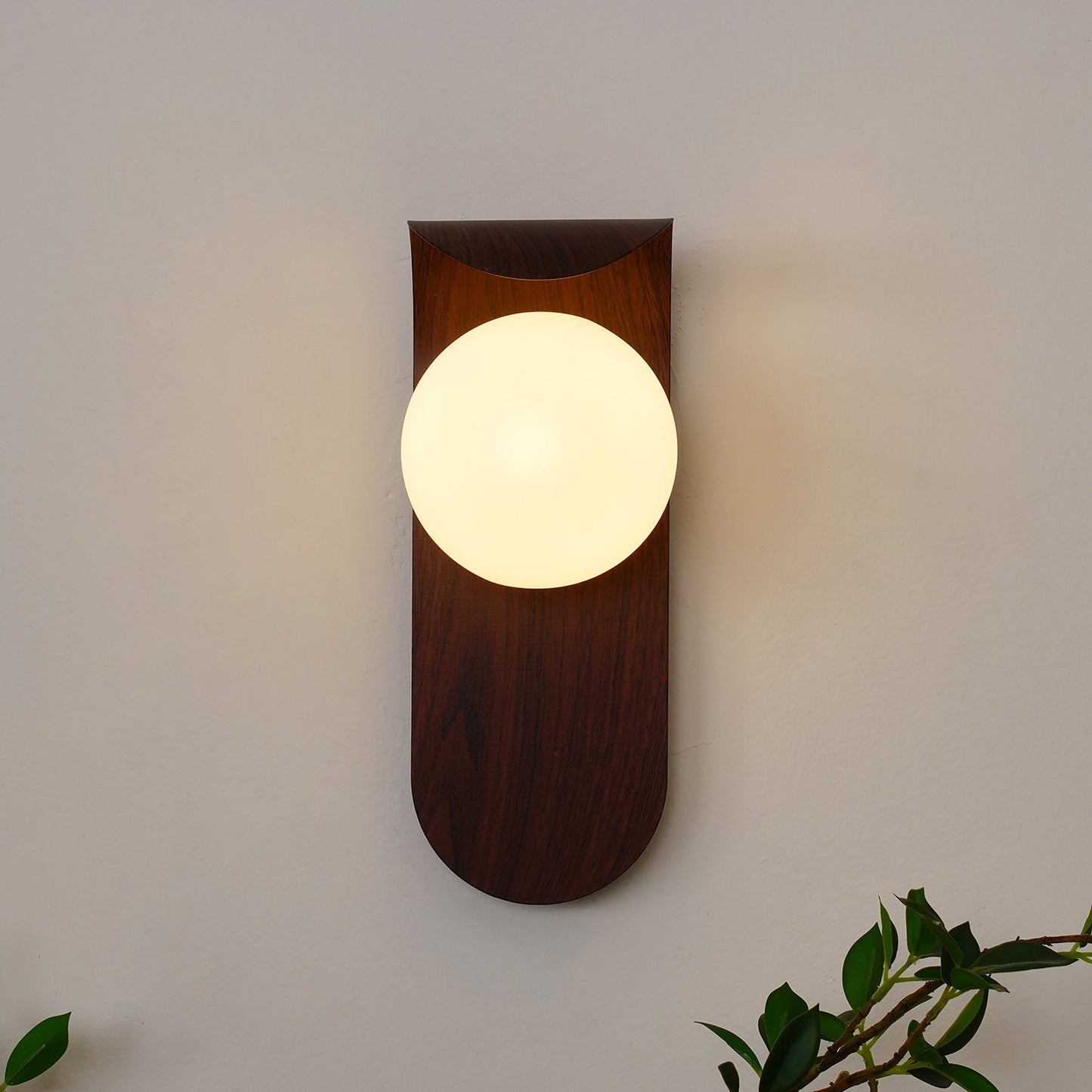 Woody | Modern Wall Lamp, D 5.1″ x W 3.9″ x H 9.8″