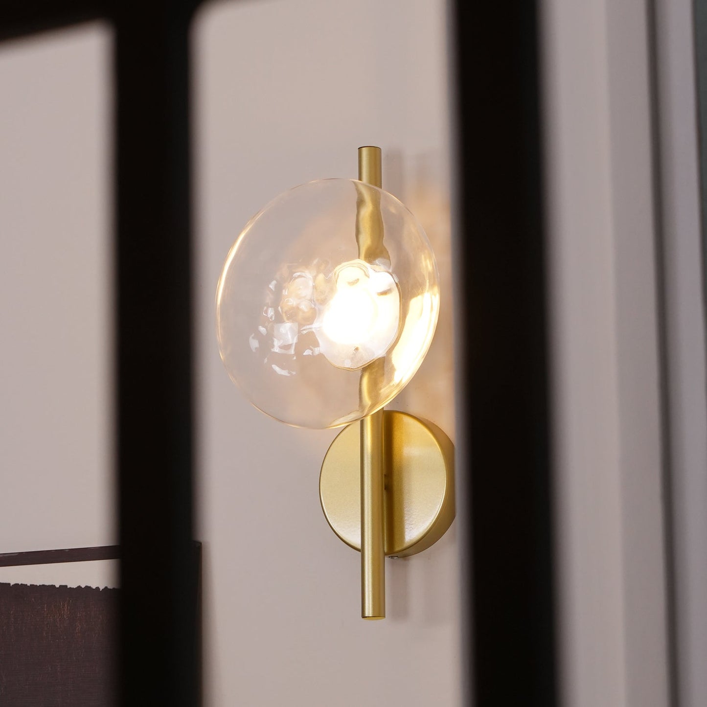 Zeno | Round Ceto Glass Wall Light