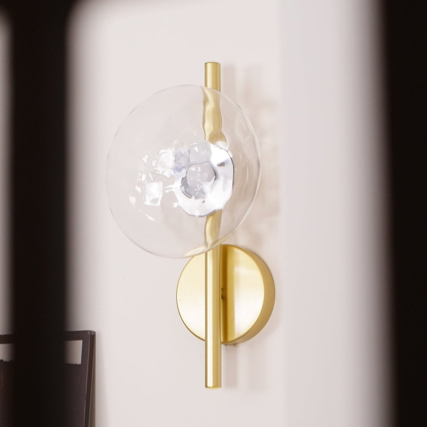 Zeno | Round Ceto Glass Wall Light