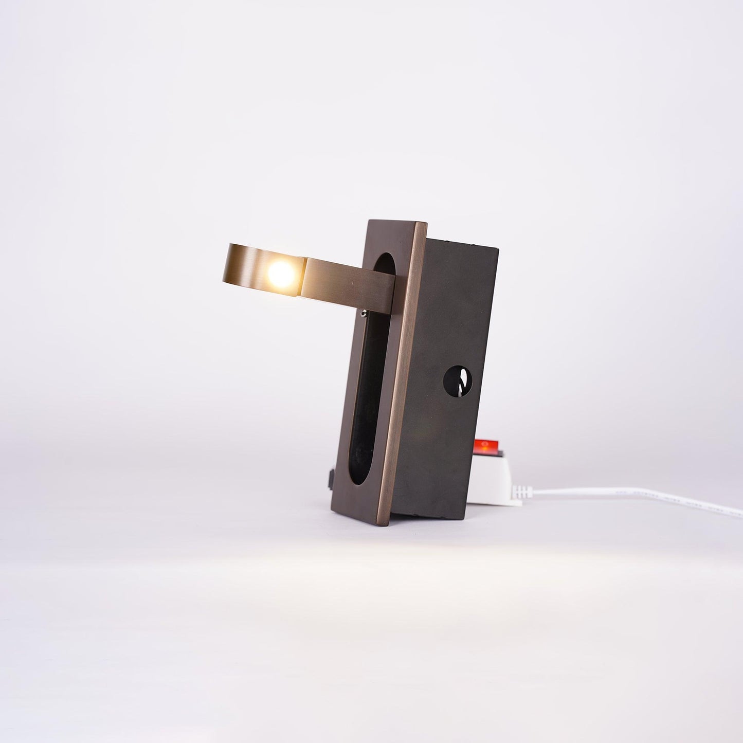 Deco | Adjustable Bedside LED Wall Lamp