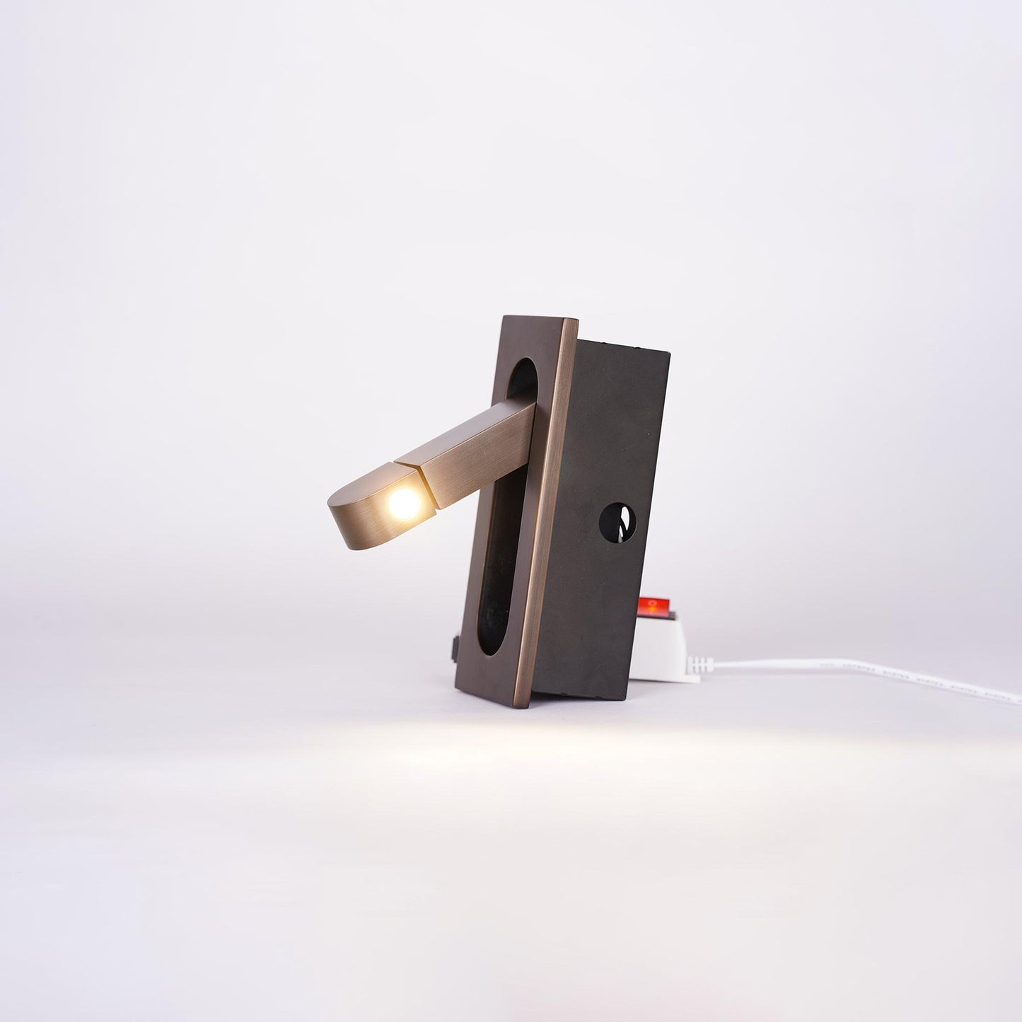 Deco | Adjustable Bedside LED Wall Lamp