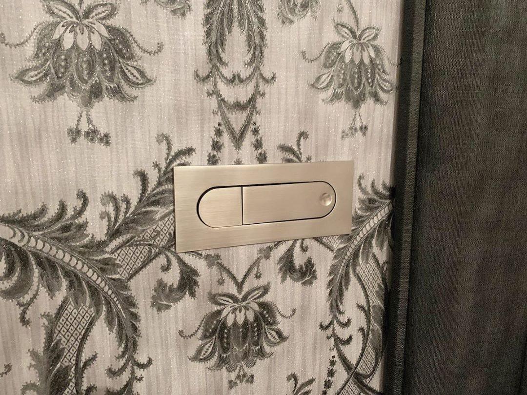 Deco | Adjustable Bedside LED Wall Lamp