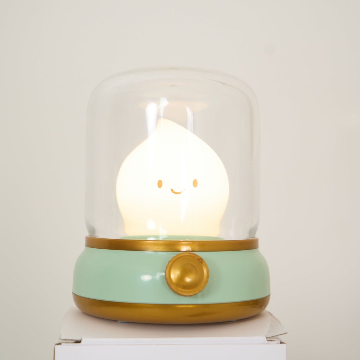 Novara | Integrated LED Night Light