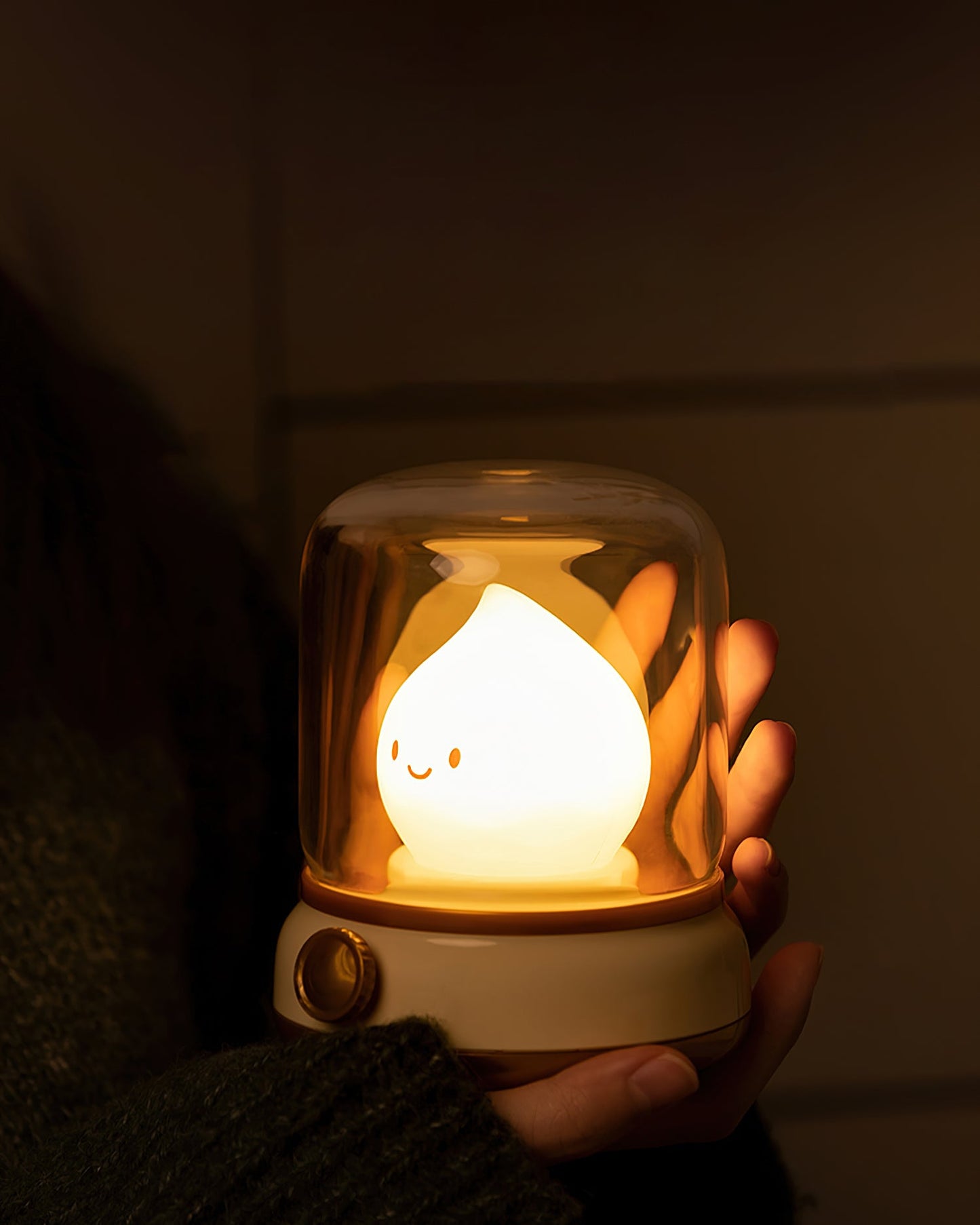 Novara | Integrated LED Night Light