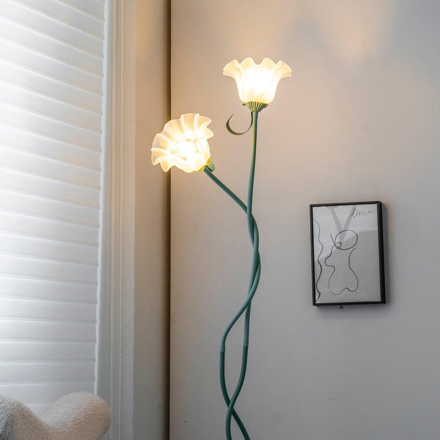 Flower | Floor Lamp Metal Body, Living Room