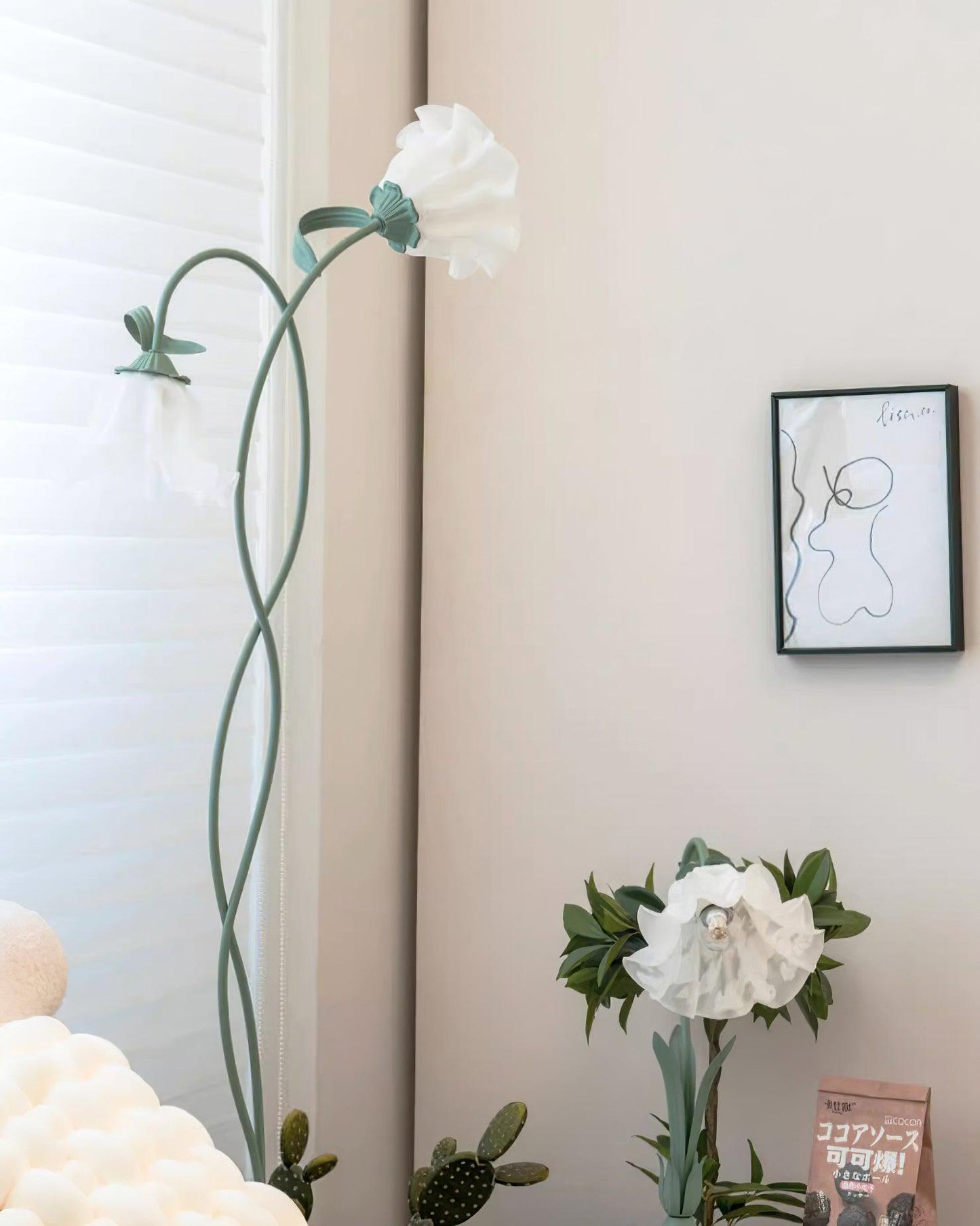 Flower | Floor Lamp Metal Body, Living Room