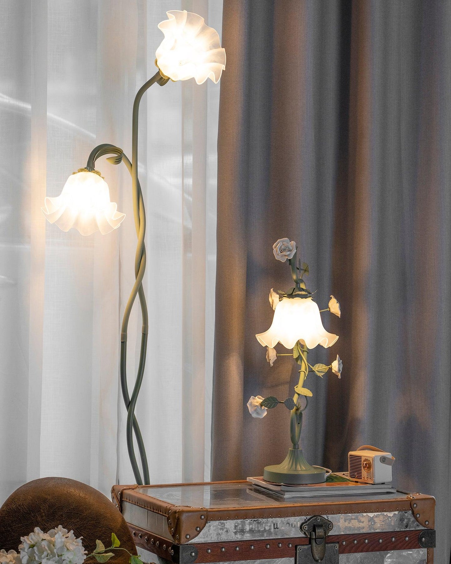 Flower | Floor Lamp Metal Body, Living Room