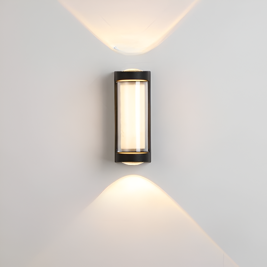 Tristan | Minimalist Outdoor Wall Sconce LED Exterior Light