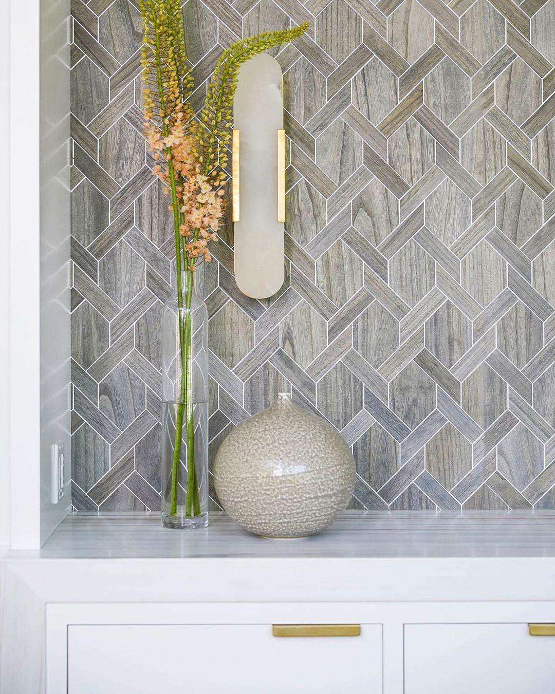 Sarah | Vertical Wall Lamp Alabaster Living Room Bedside Light