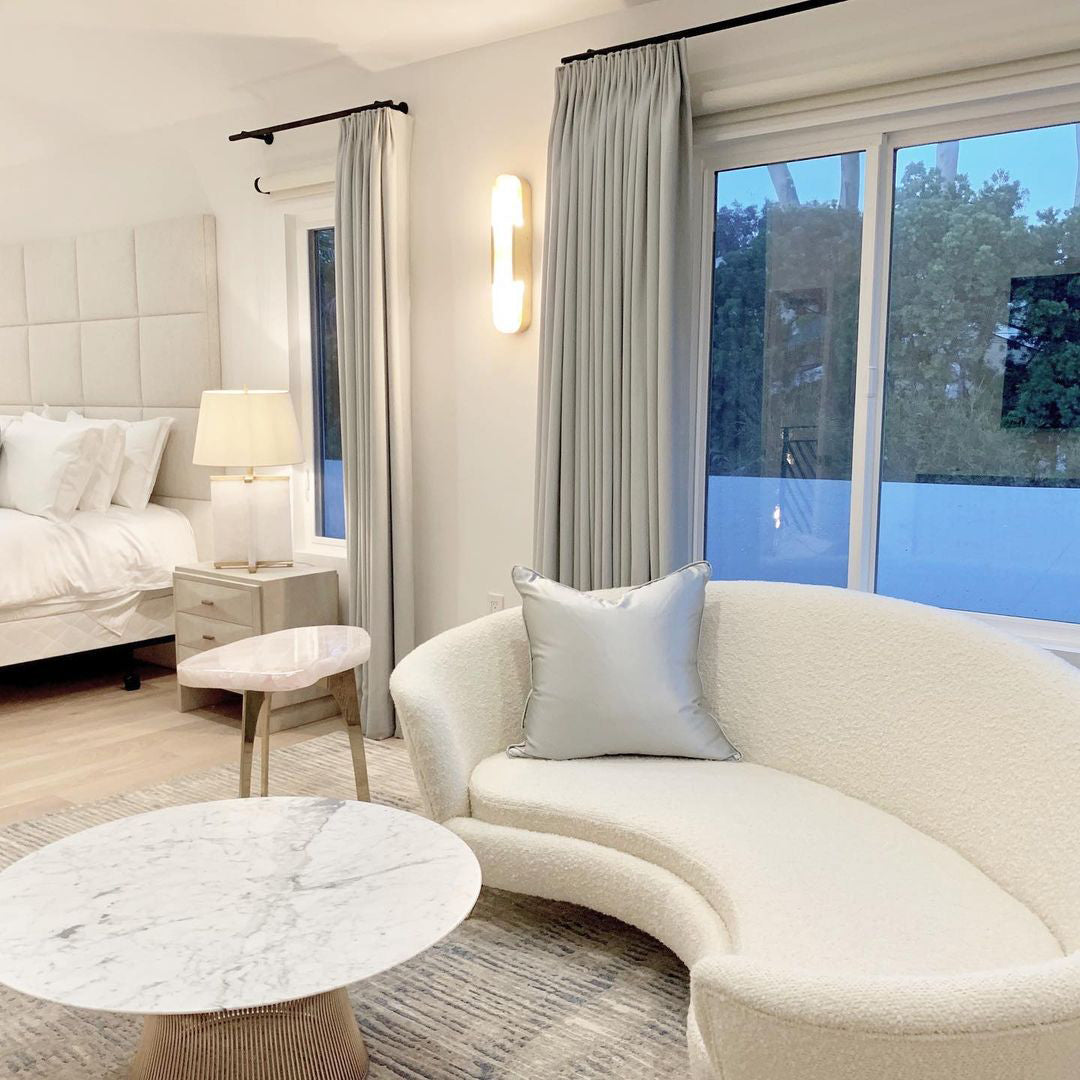 Sarah | Vertical Wall Lamp Alabaster Living Room Bedside Light