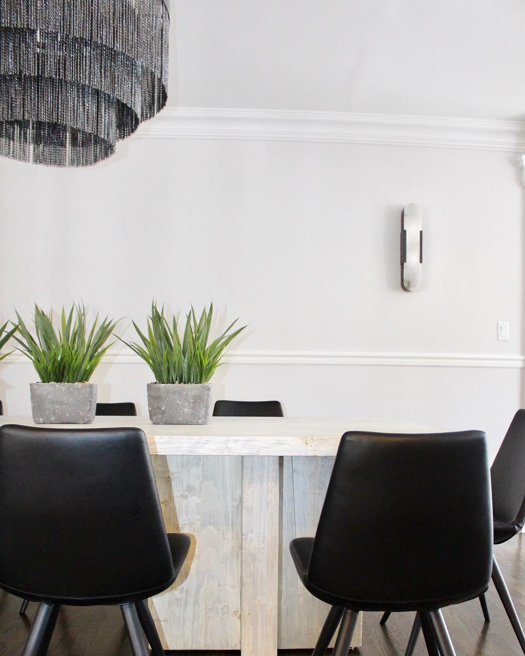 Sarah | Vertical Wall Lamp Alabaster Living Room Bedside Light