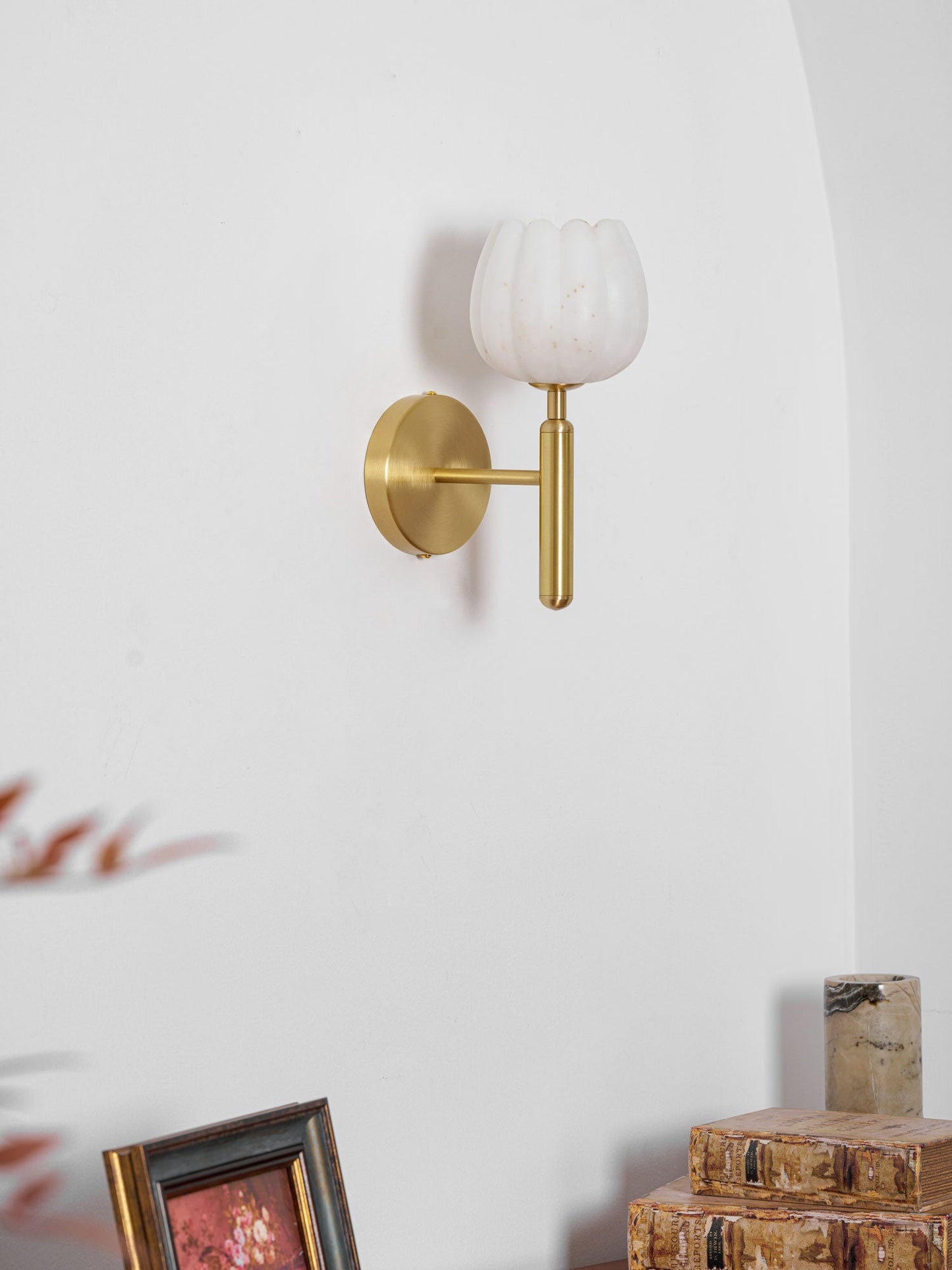 Ezra | Wall Lamp Flower-Shaped Metal Indoor Lighting for Hallway or Office