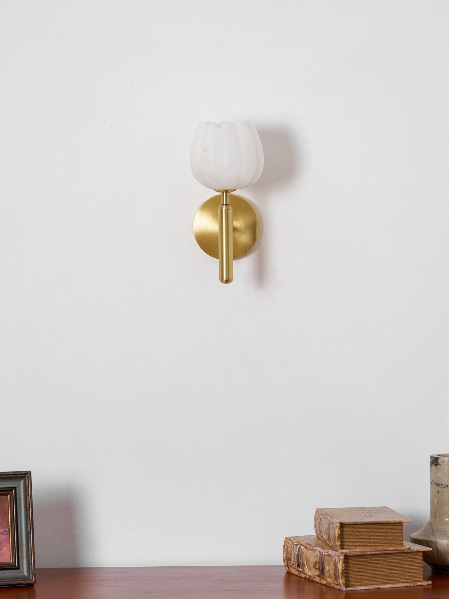Ezra | Wall Lamp Flower-Shaped Metal Indoor Lighting for Hallway or Office