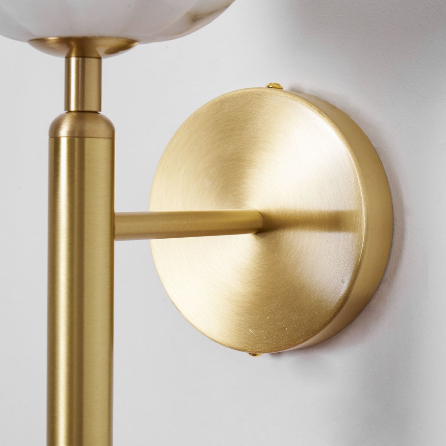 Ezra | Wall Lamp Flower-Shaped Metal Indoor Lighting for Hallway or Office