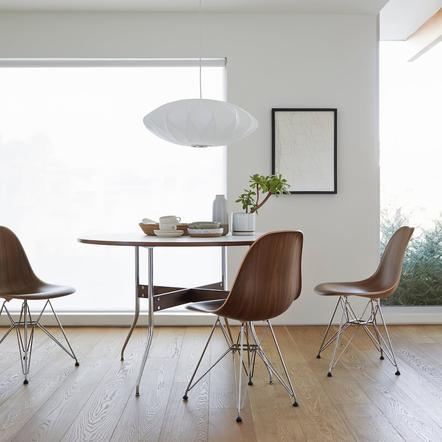 Nyla | Modern Glass Glow Pendant Light Living Room