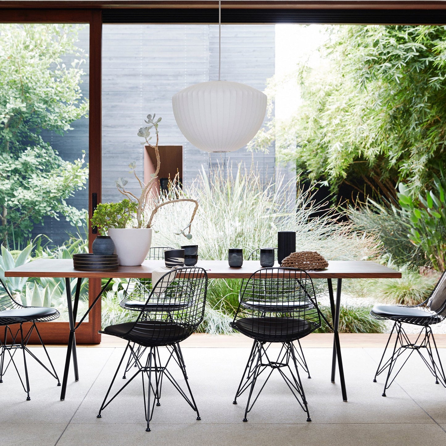 Nyla | Modern Glass Glow Pendant Light Living Room