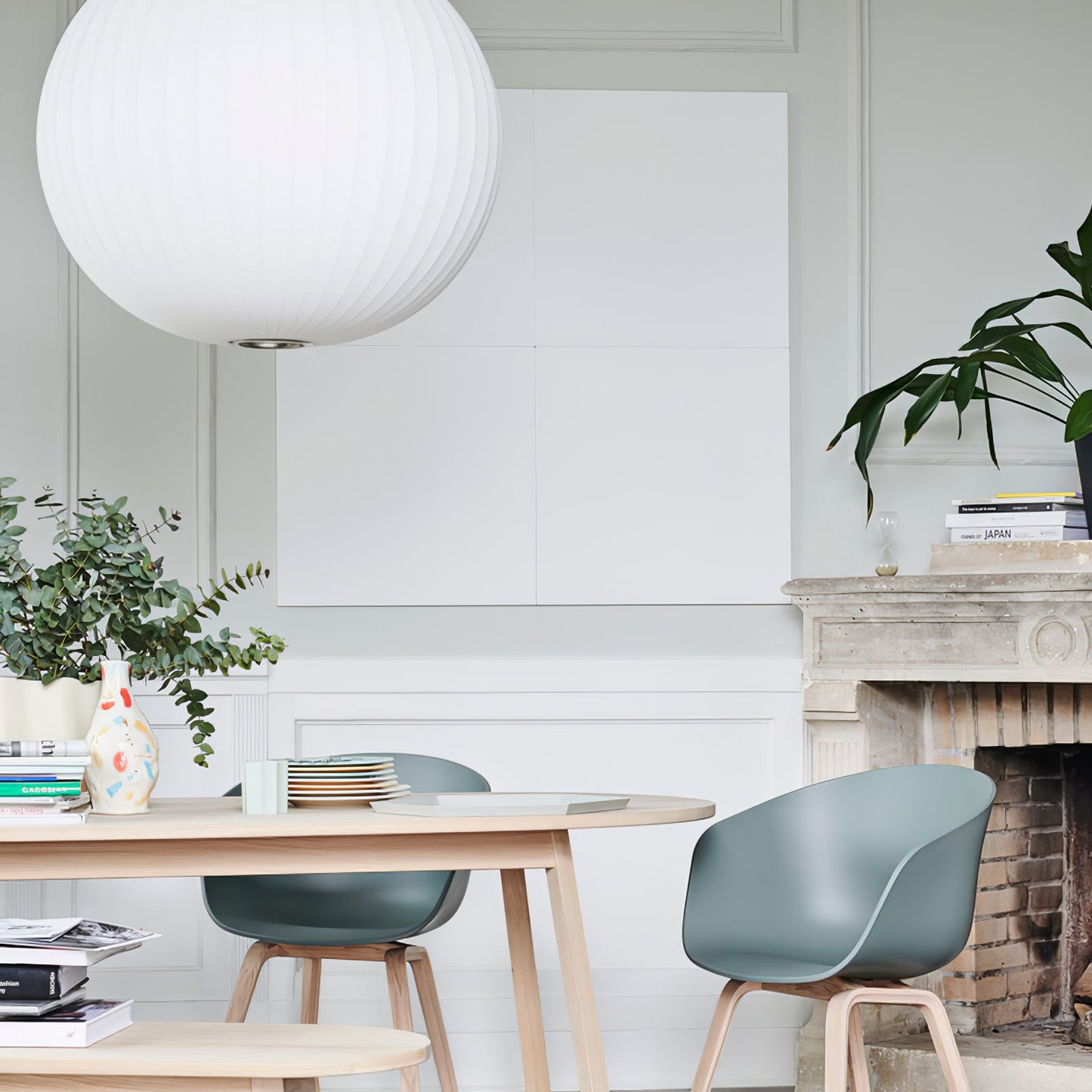 Nyla | Modern Glass Glow Pendant Light Living Room