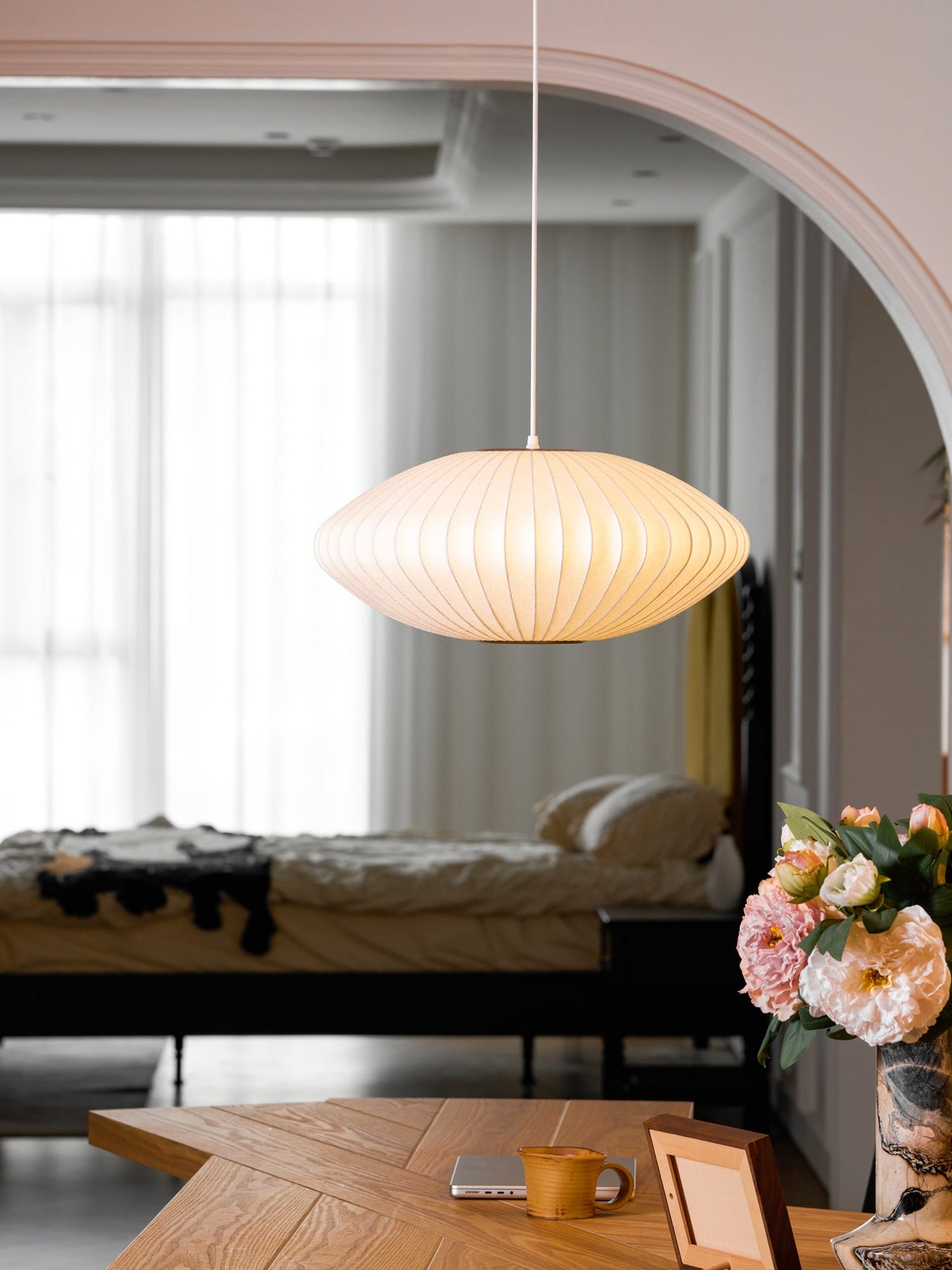 Nyla | Modern Glass Glow Pendant Light Living Room