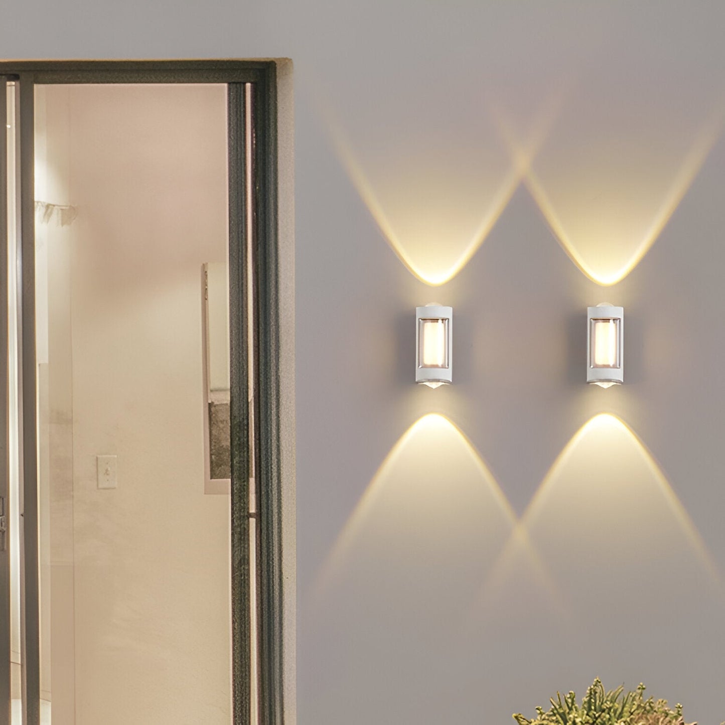Tristan | Minimalist Outdoor Wall Sconce LED Exterior Light