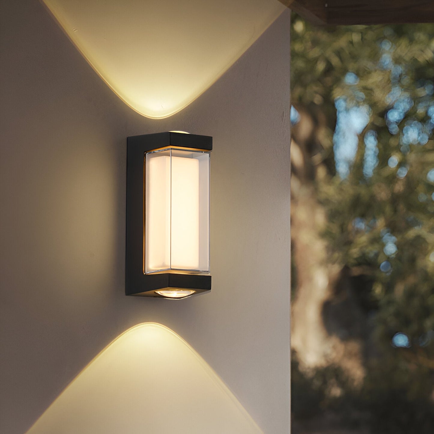 Tristan | Minimalist Outdoor Wall Sconce LED Exterior Light