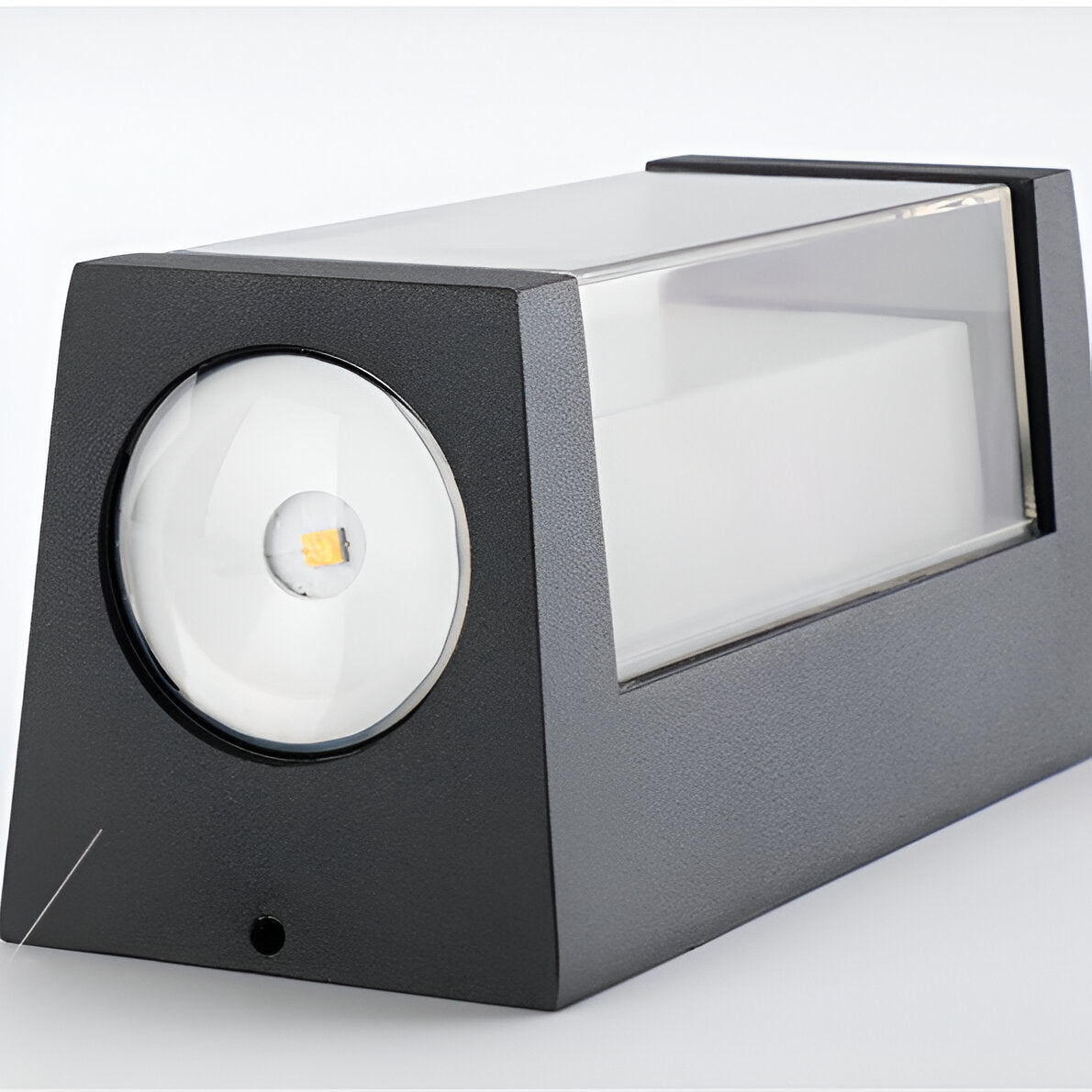 Tristan | Minimalist Outdoor Wall Sconce LED Exterior Light