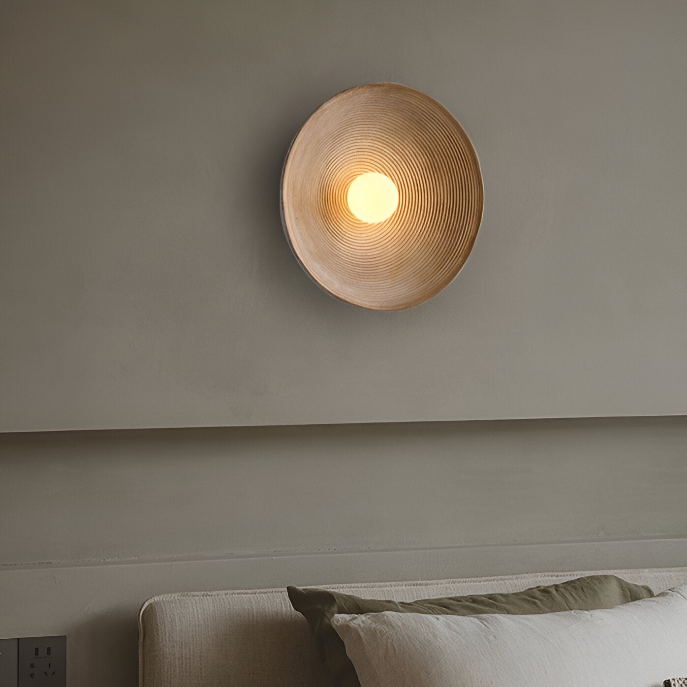 Tokyo | Retro Ceramic LED Wall Light - Japandi Style