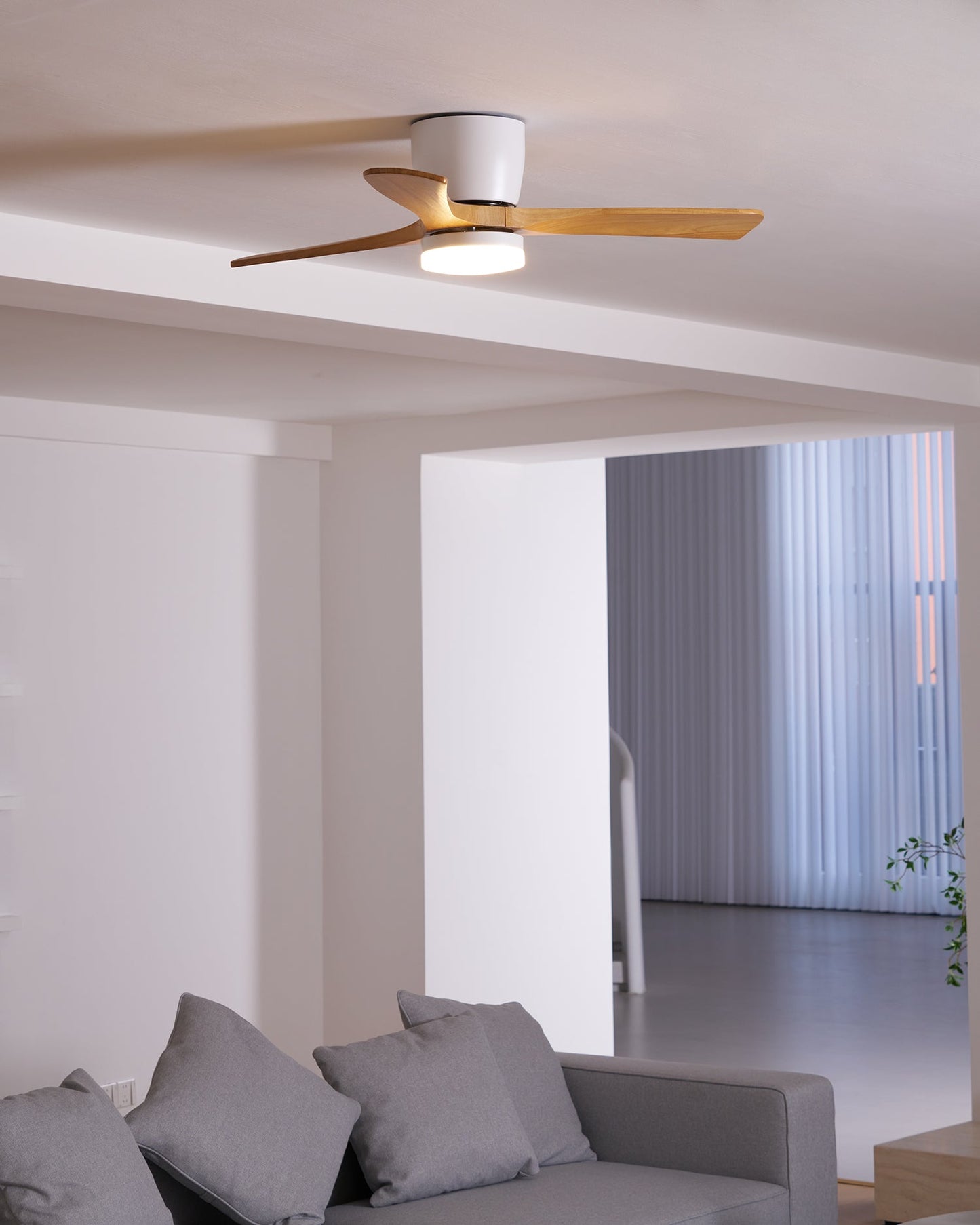 Aura | Wooden LED Ceiling Fan with Light (42” / 48” / 52”)