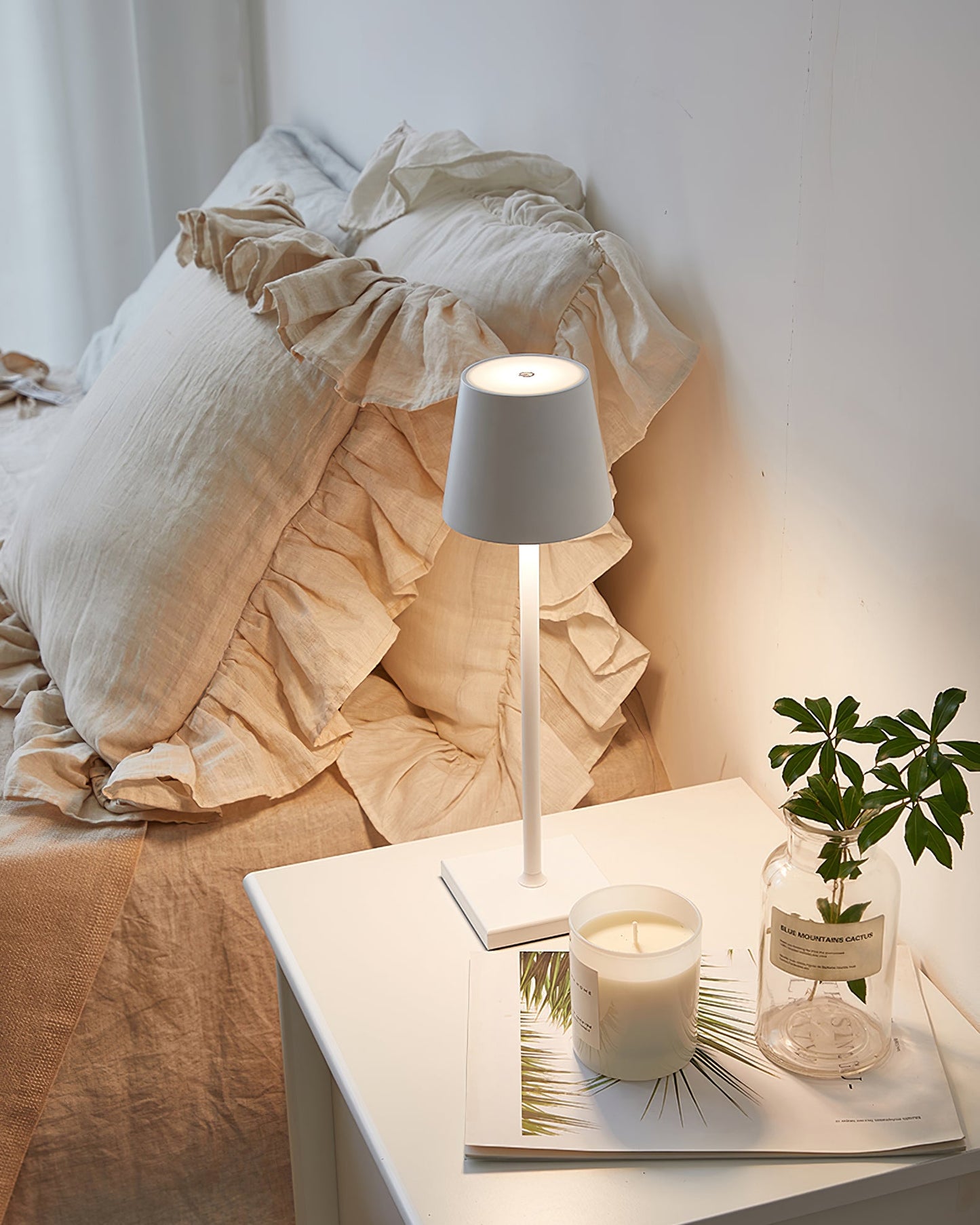 Veya | Dimmable USB Rechargeable Cordless LED Touch Table Lamp