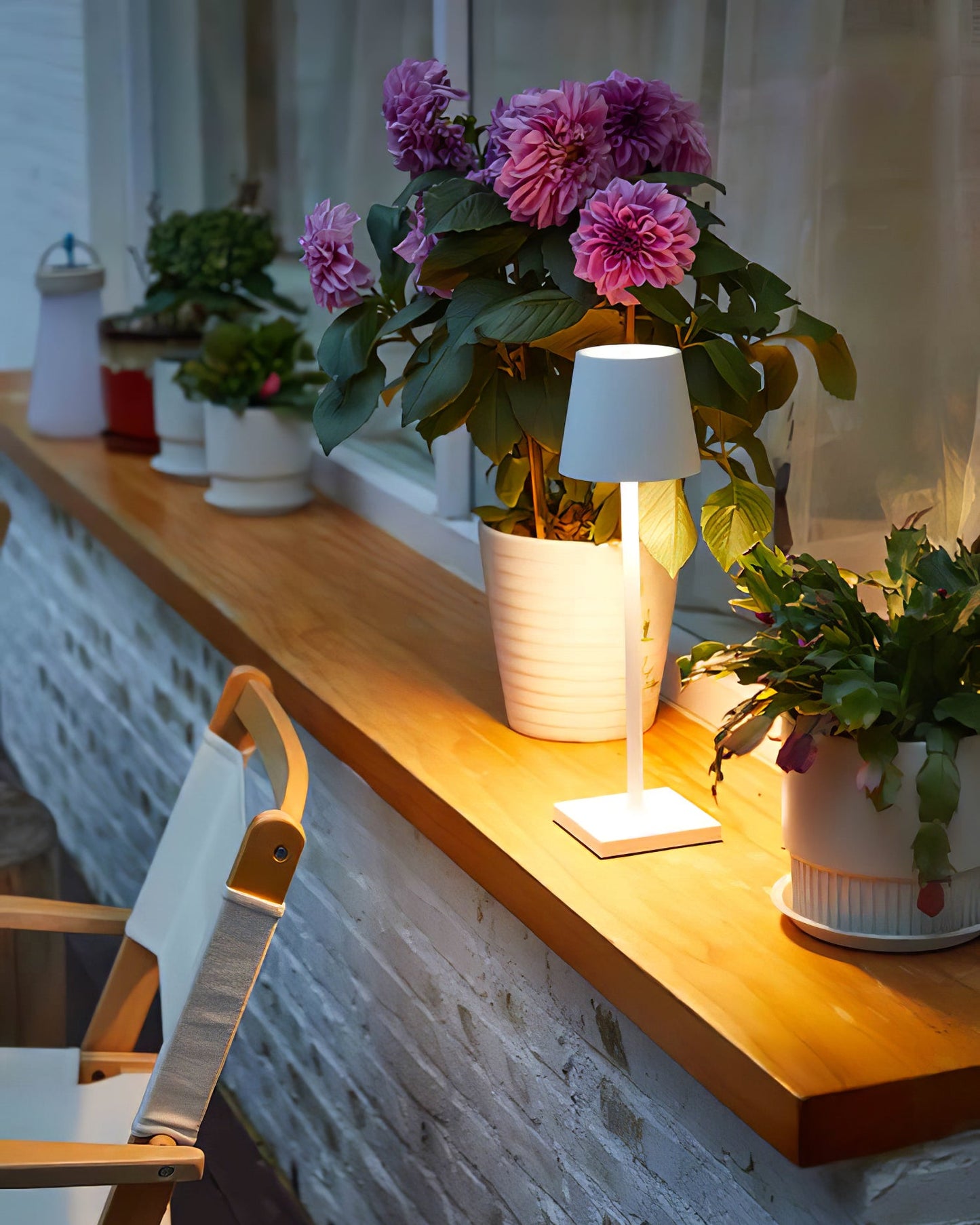 Veya | Dimmable USB Rechargeable Cordless LED Touch Table Lamp