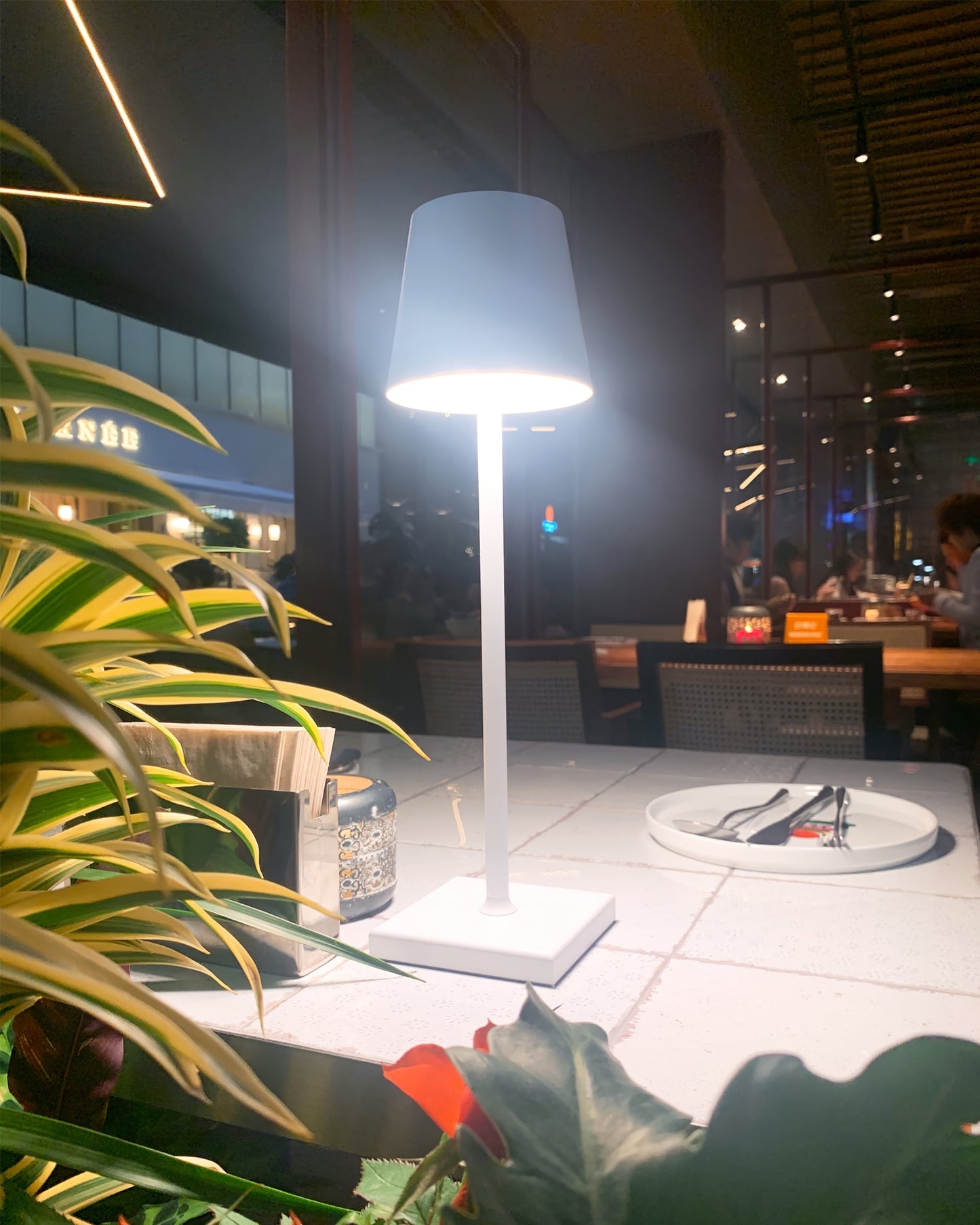 Veya | Dimmable USB Rechargeable Cordless LED Touch Table Lamp