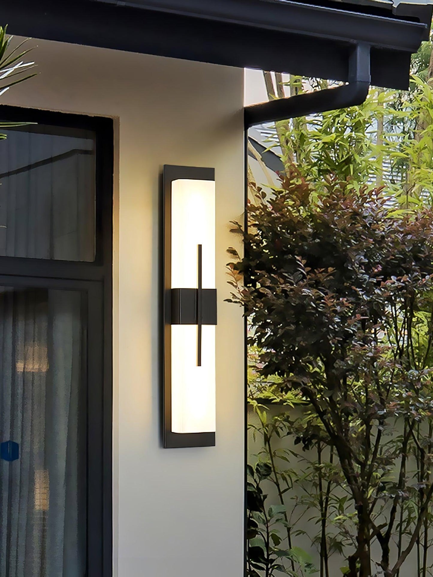 Thalor | Alabaster Contemporary LED Outdoor Wall Light