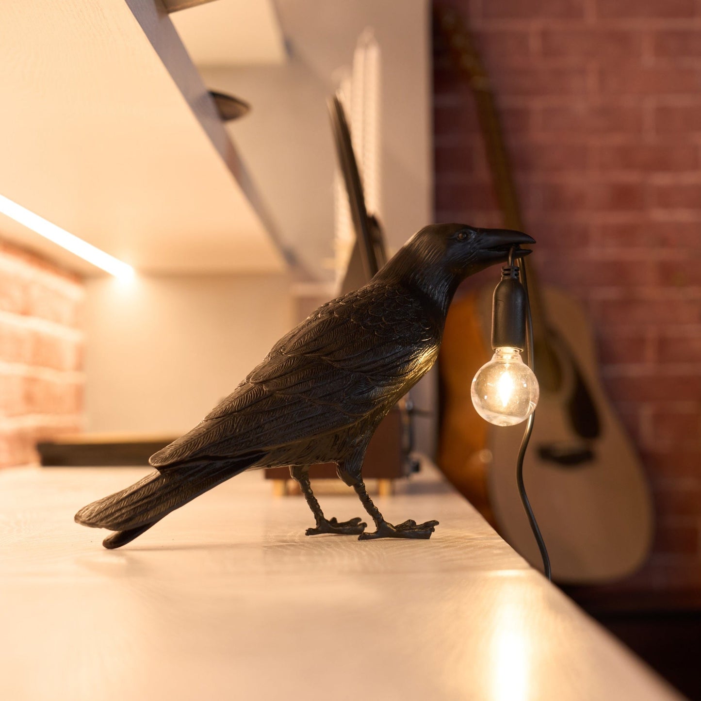 Marcellus | Bird Sculpture Resin Decorative Living Room Table Lamp