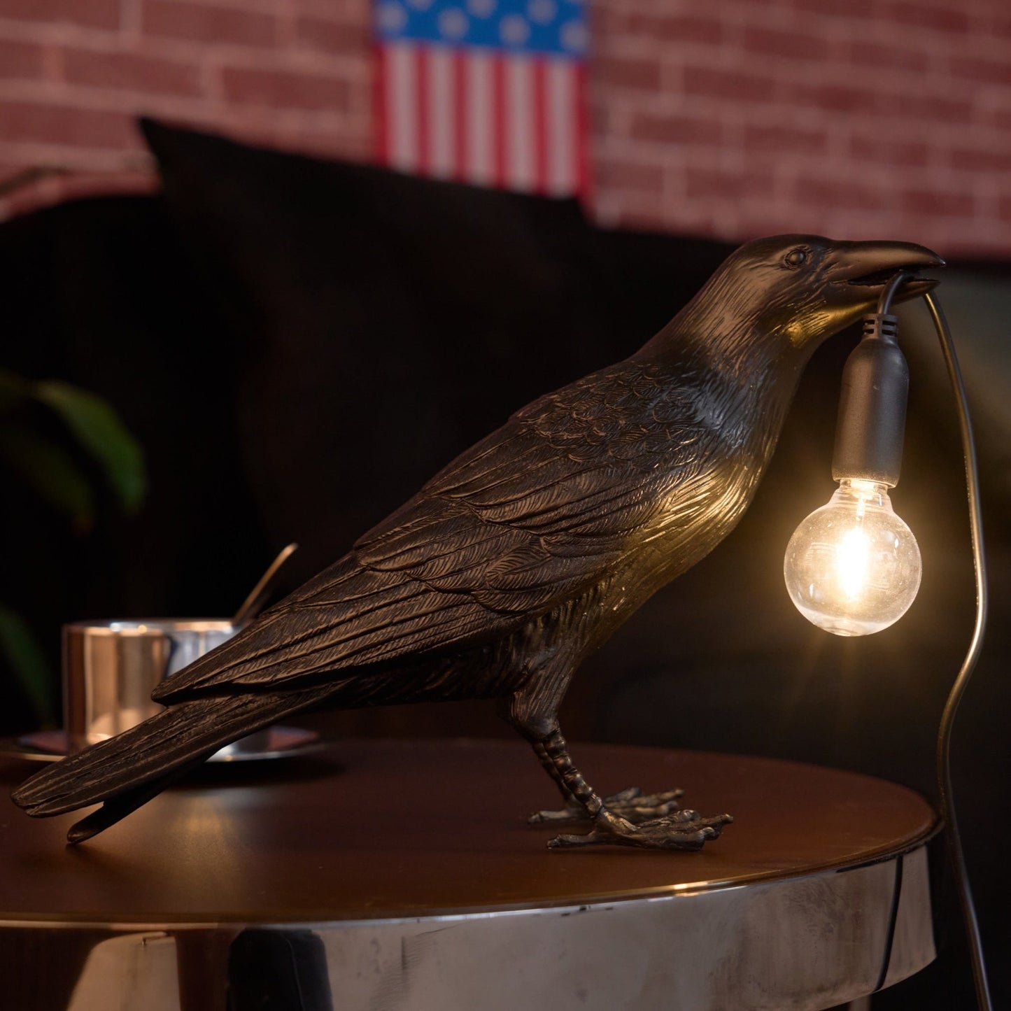 Marcellus | Bird Sculpture Resin Decorative Living Room Table Lamp