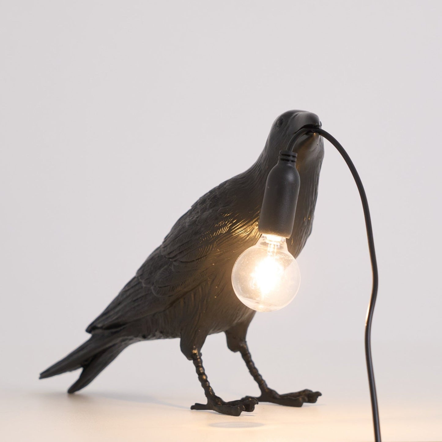Marcellus | Bird Sculpture Resin Decorative Living Room Table Lamp